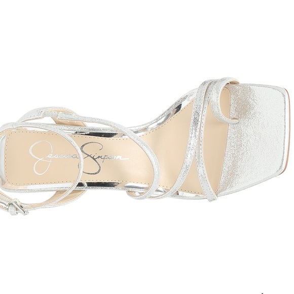 JESSICA SIMPSON ZIXTIE SANDAL - Picture 3 of 11